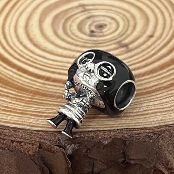 Pandora Disney Pixar Edna 'E' Mode Charm The Incredibles Charm - Picture 4 of 6